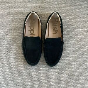 Size 9 Black Suede Loafers - Hush Puppies